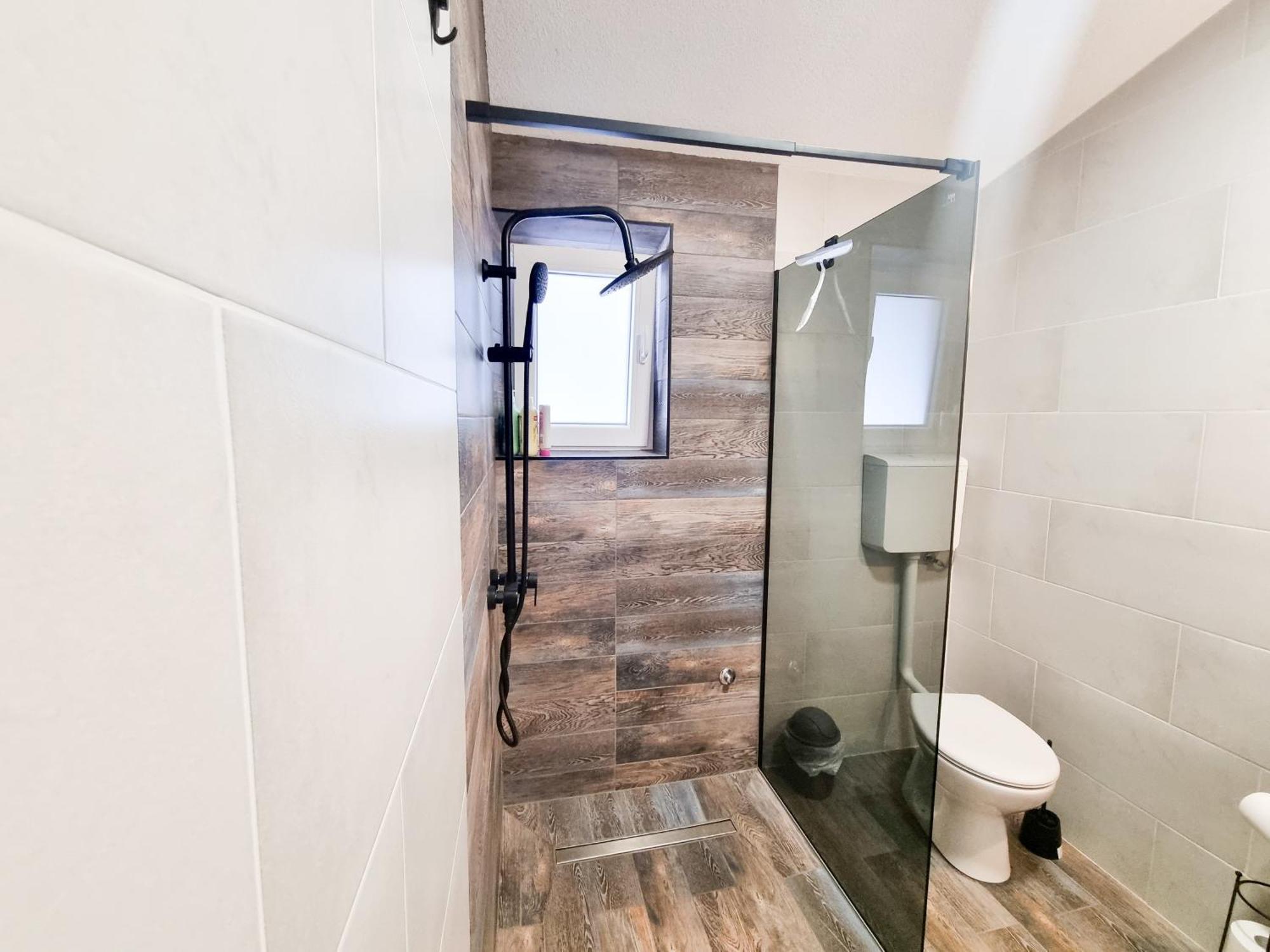 Apartmani 1 Pinezici Экстерьер фото